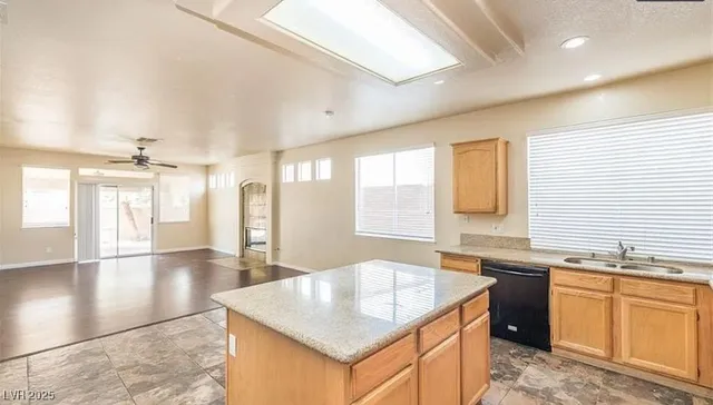 $3,400 | 2273 Georgia Pine Court, Las Vegas, NV 89134