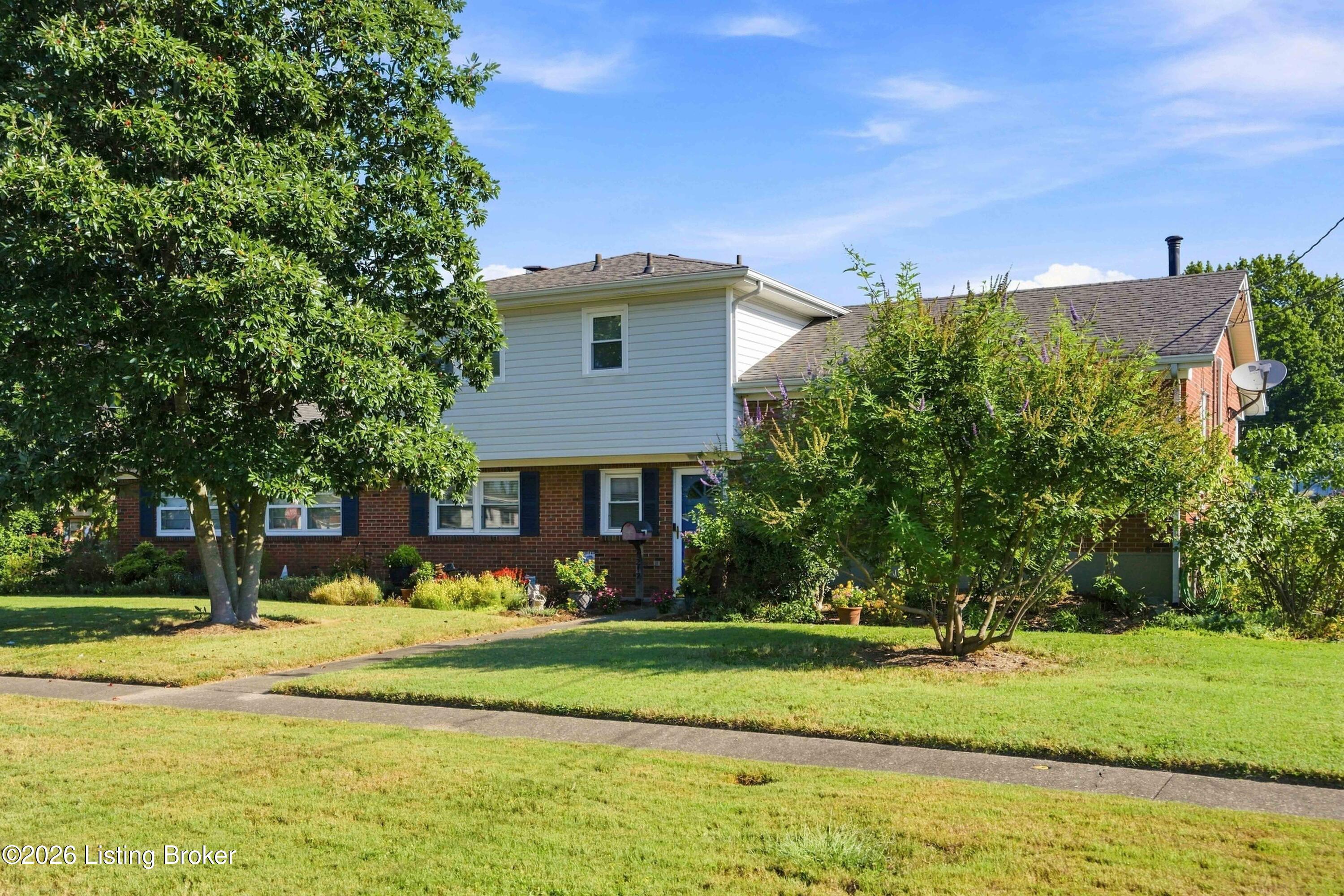 6217 Maywick Road Louisville, KY 40272 - Photo 44 of 46 DSC09518 2