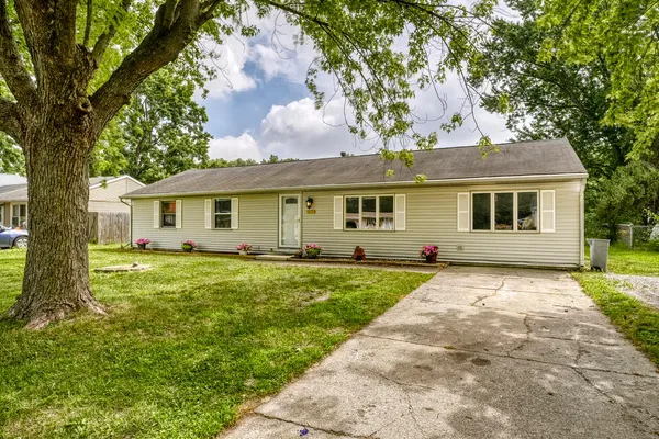 $225,000 | 9713 North 490 East, Demotte, IN 46310