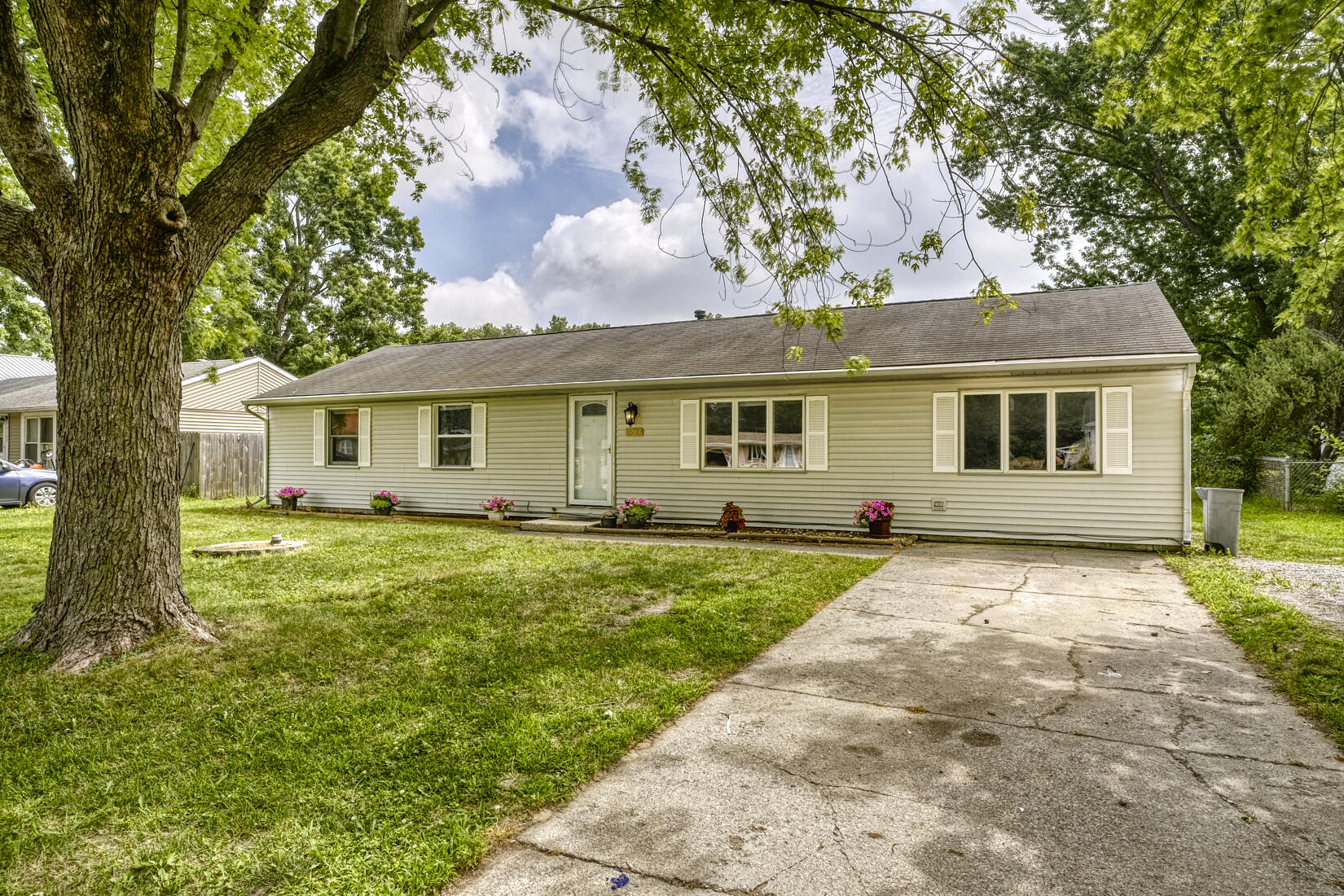 9713 North 490 East Demotte, IN 46310 - Photo 1 of 24 1650x1100