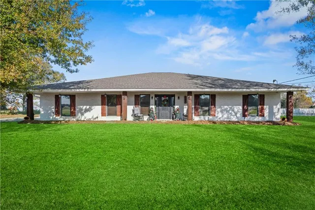 $365,000 | 164 Iber Street, Laplace, LA 70068