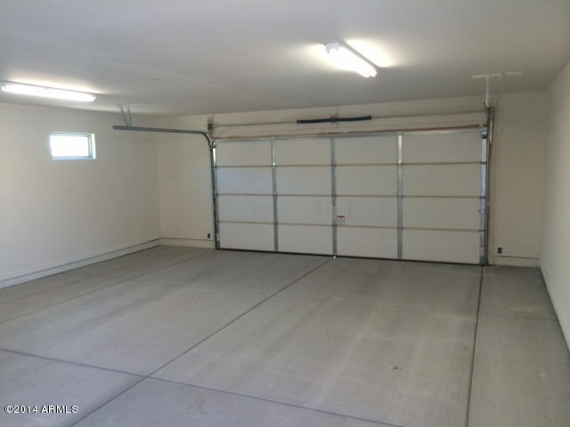 1867 North Geronimo Road Apache Junction, AZ 85119 - Photo 18 of 18 GARAGE