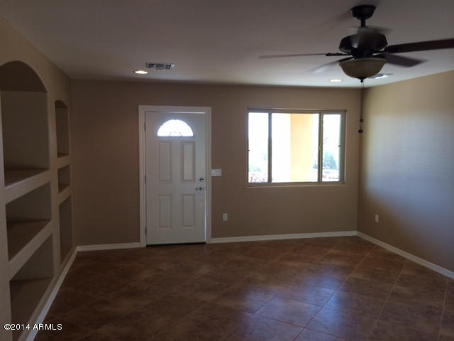 1867 North Geronimo Road Apache Junction, AZ 85119 - Photo 9 of 18 LIVING ROOM 3