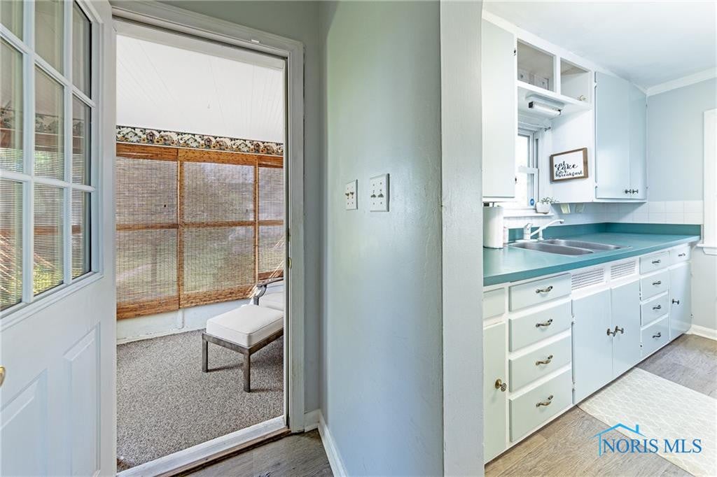 1586 Gould Road Toledo, OH 43612 - Photo 9 of 24 Gallery Image 9