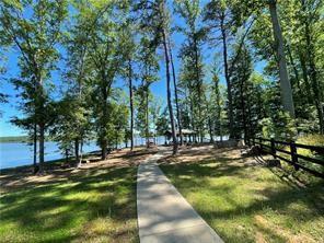 1111 Dockside Drive Buckhead, GA 30625 - Photo 11 of 15 a view of yard