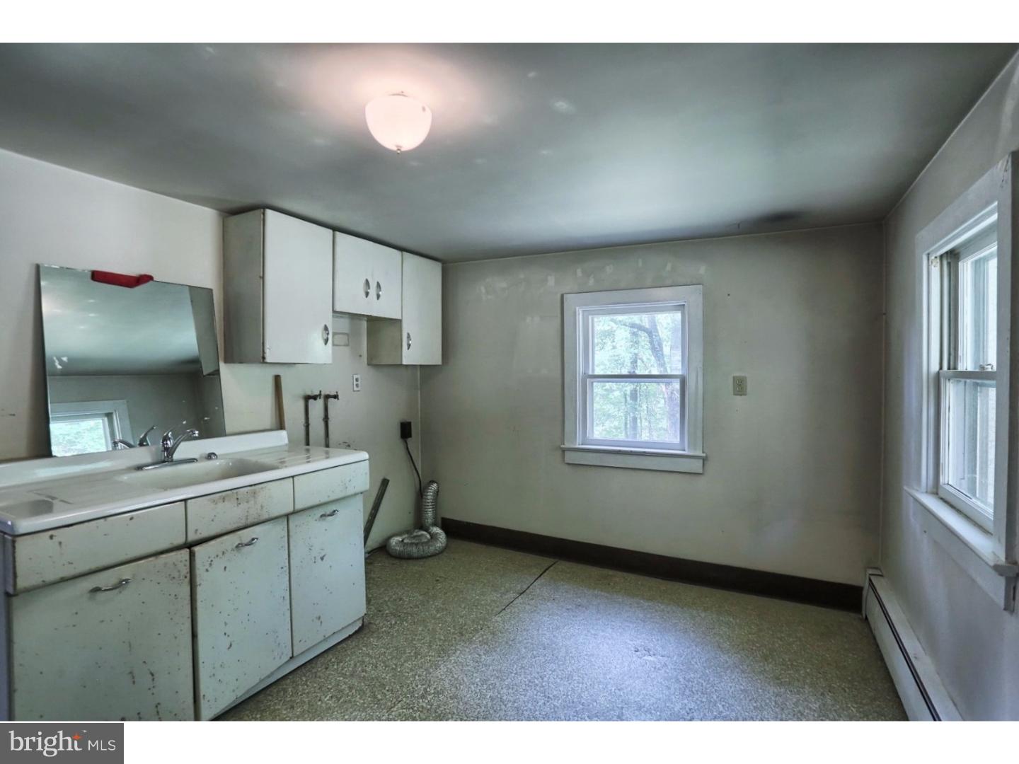 214 Mullen Road Birdsboro, PA 19508 - Photo 22 of 25 Laundry Room