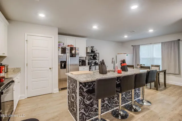 $300,000 | 18074 Big Leaf Drive, Gulfport, MS 39503