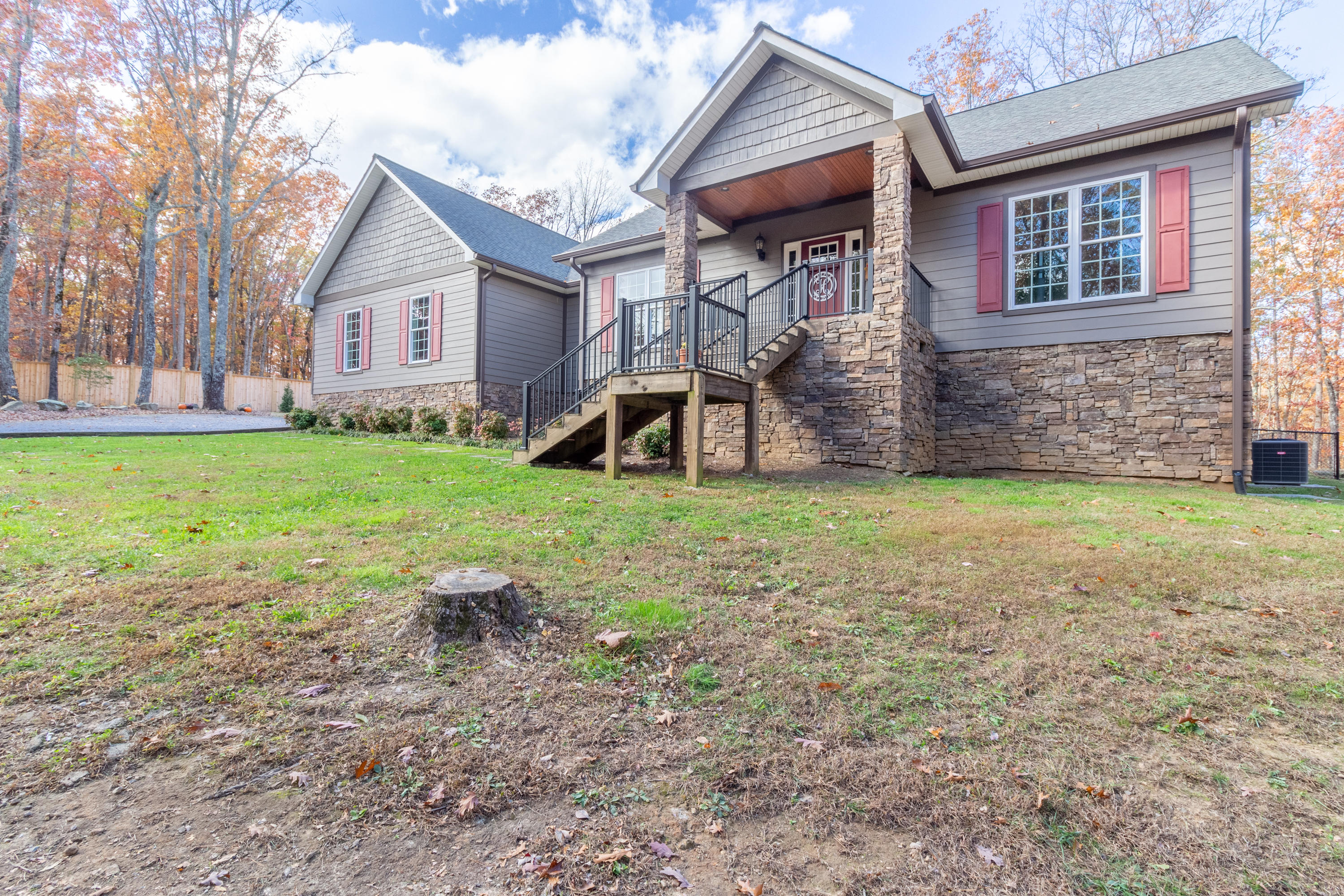 319 Bohicket Lane Rising Fawn, GA 30738 - Photo 15 of 40 319 Bohicket Ln