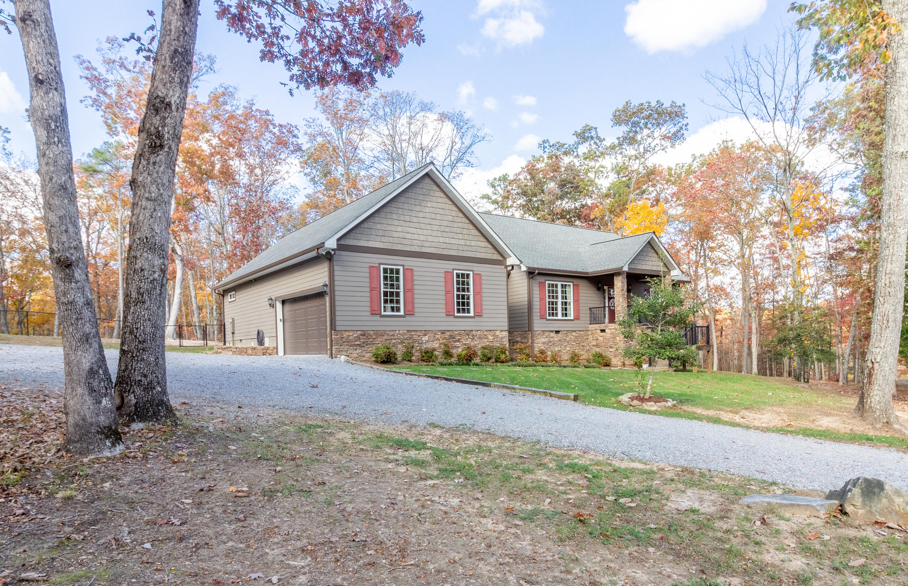 319 Bohicket Lane Rising Fawn, GA 30738 - Photo 17 of 40 319 Bohicket Ln