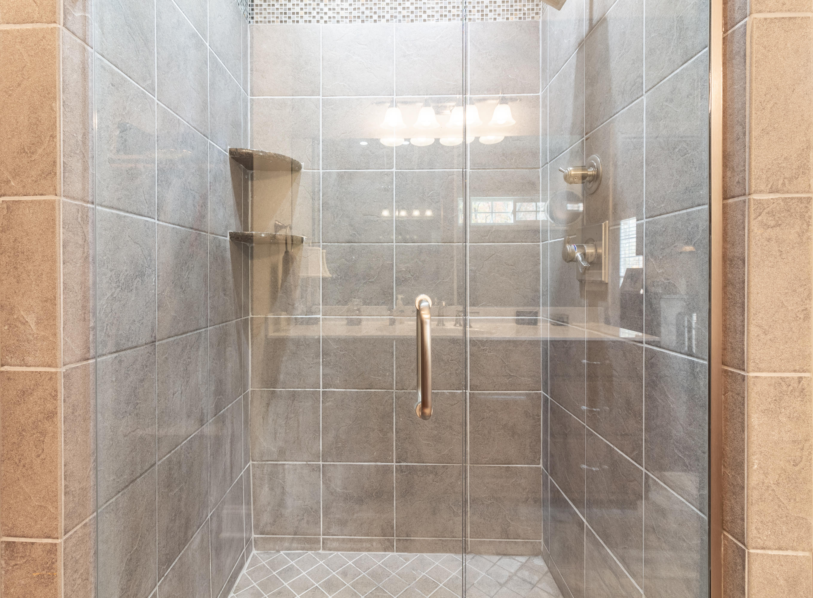 319 Bohicket Lane Rising Fawn, GA 30738 - Photo 27 of 40 Tiles Master Shower