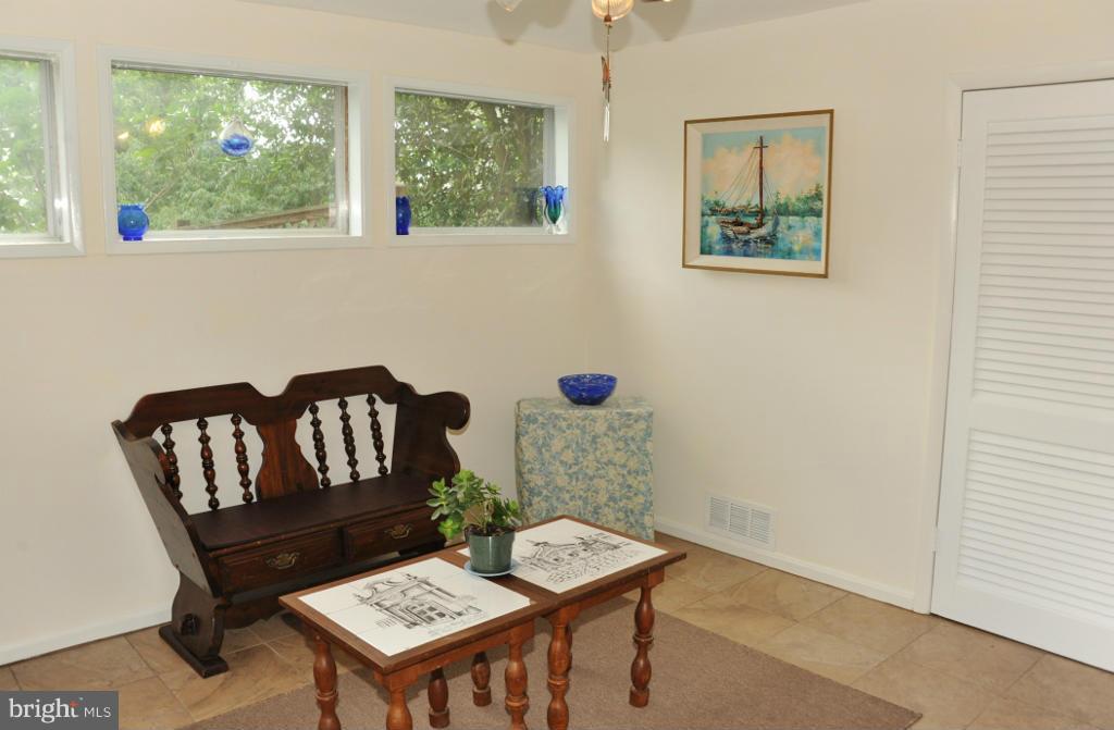 6343 Beryl Road Alexandria, VA 22312 - Photo 4 of 25 Dining Room