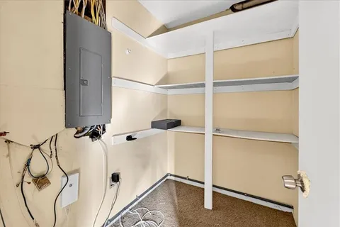 $289,000 | 2128 Summit Street, Kansas City, MO 64108