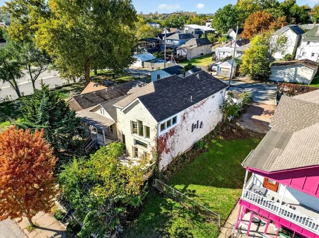 $349,000 | 2128 Summit Street, Kansas City, MO 64108