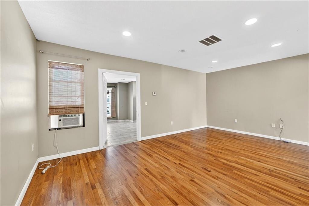 2128 Summit Street Kansas City, MO 64108 - Photo 31 of 50