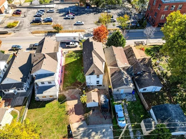 $349,000 | 2128 Summit Street, Kansas City, MO 64108