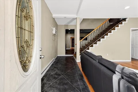 $289,000 | 2128 Summit Street, Kansas City, MO 64108