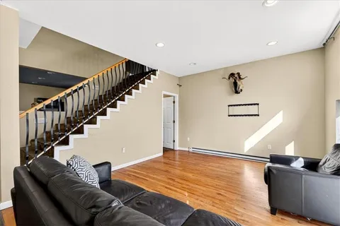 $289,000 | 2128 Summit Street, Kansas City, MO 64108