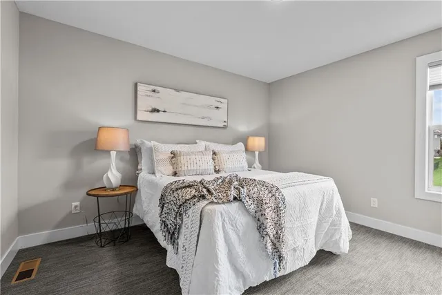 $874,900 | 2114 Northwest Killarney Lane, Lee's Summit, MO 64081