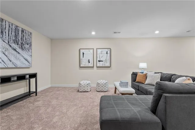 $874,900 | 2114 Northwest Killarney Lane, Lee's Summit, MO 64081