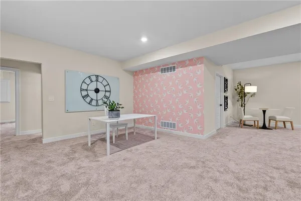 $829,000 | 2114 Northwest Killarney Lane, Lee's Summit, MO 64081