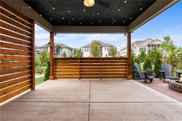 $829,000 | 2114 Northwest Killarney Lane, Lee's Summit, MO 64081