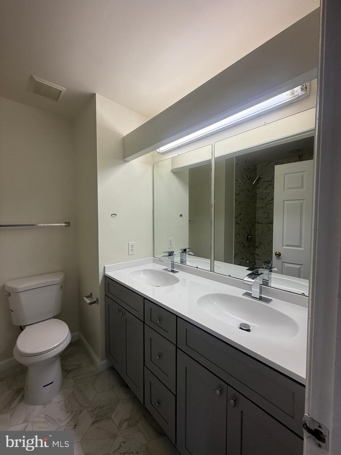 12549 Rock Ridge Road Herndon, VA 20170 - Photo 20 of 28 hallway Bathroom-3