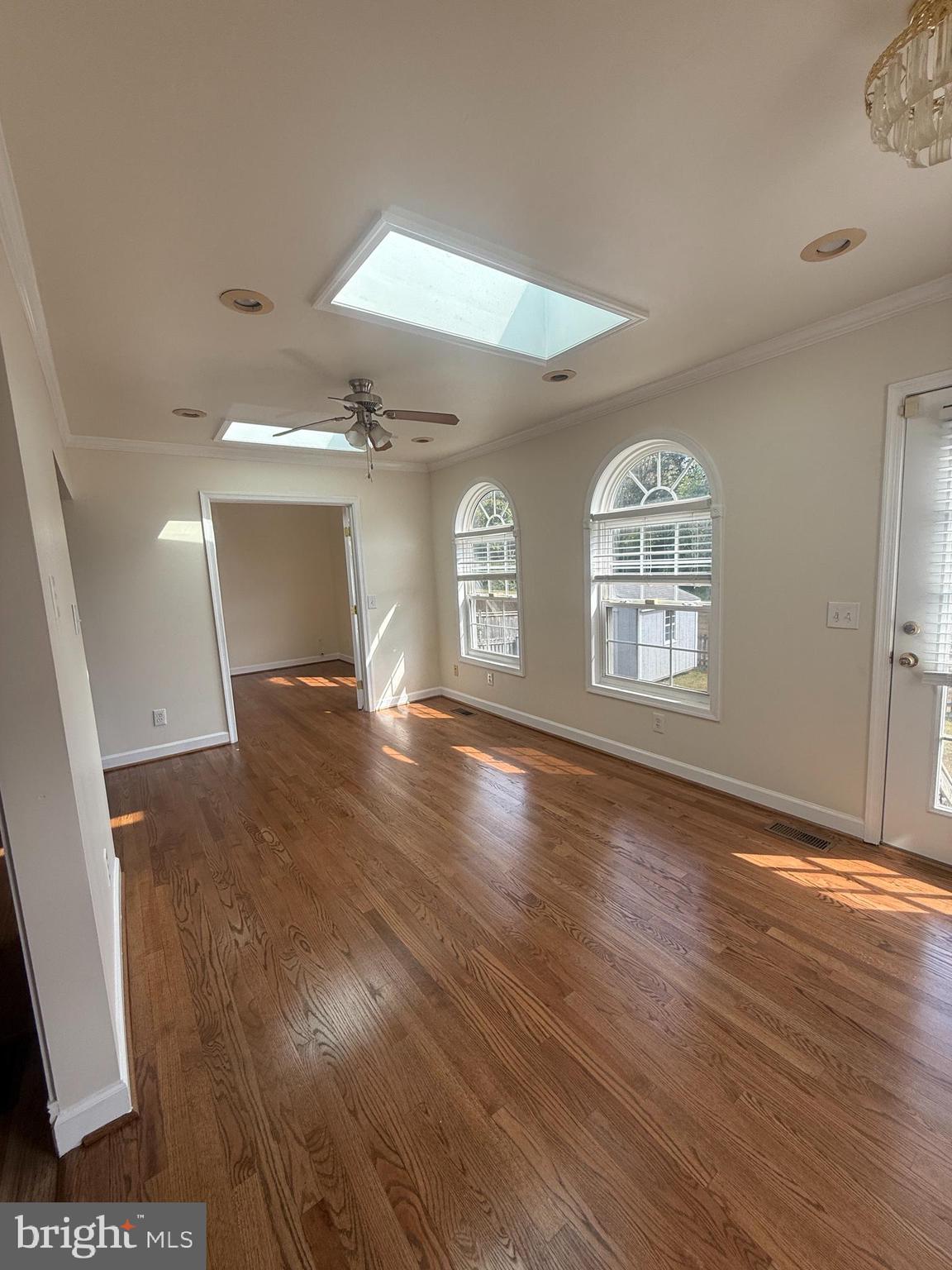 12549 Rock Ridge Road Herndon, VA 20170 - Photo 6 of 28 Solarium + study