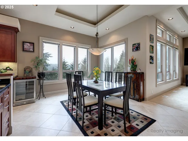 $1,295,000 | 2050 Alpine Drive, West Linn, OR 97068