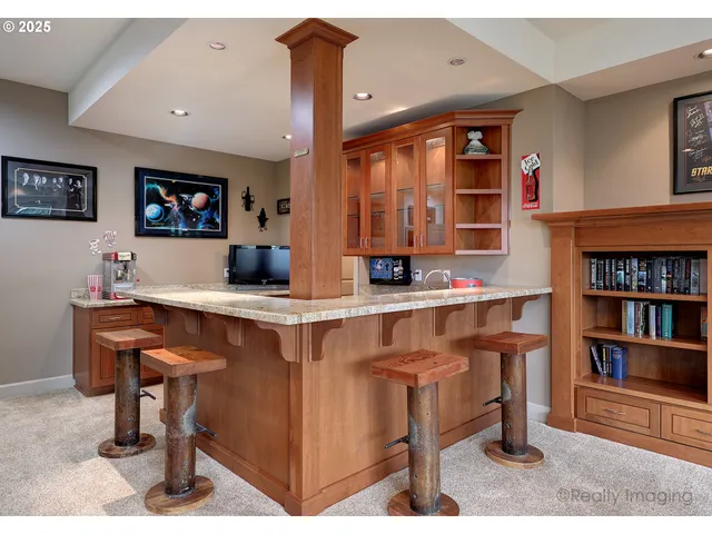 $1,295,000 | 2050 Alpine Drive, West Linn, OR 97068