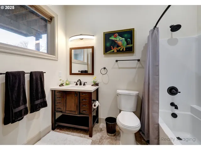 $1,295,000 | 2050 Alpine Drive, West Linn, OR 97068