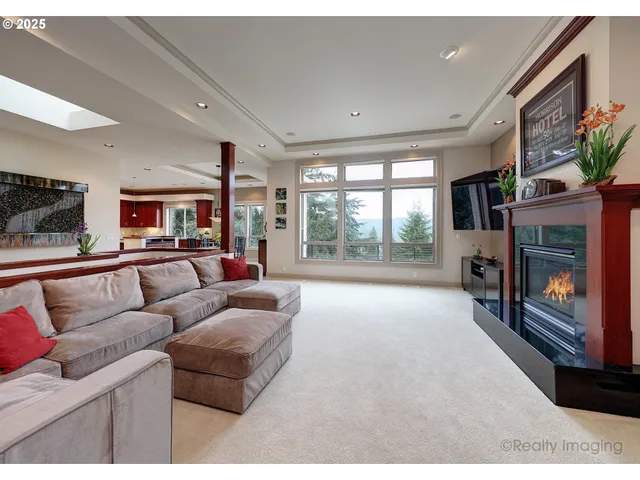 $1,295,000 | 2050 Alpine Drive, West Linn, OR 97068