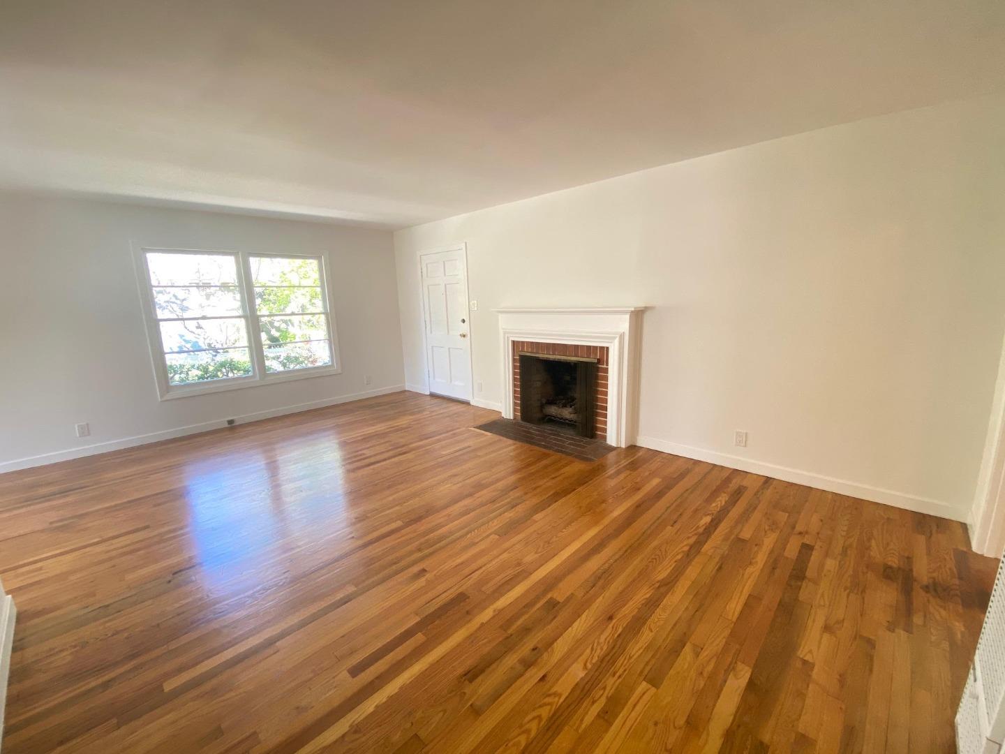 219 Robin Way Menlo Park, CA 94025 - Photo 2 of 25