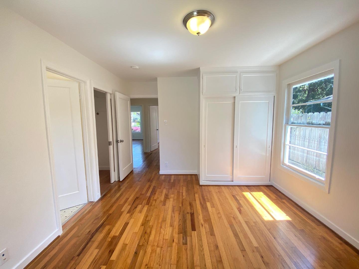 219 Robin Way Menlo Park, CA 94025 - Photo 21 of 25