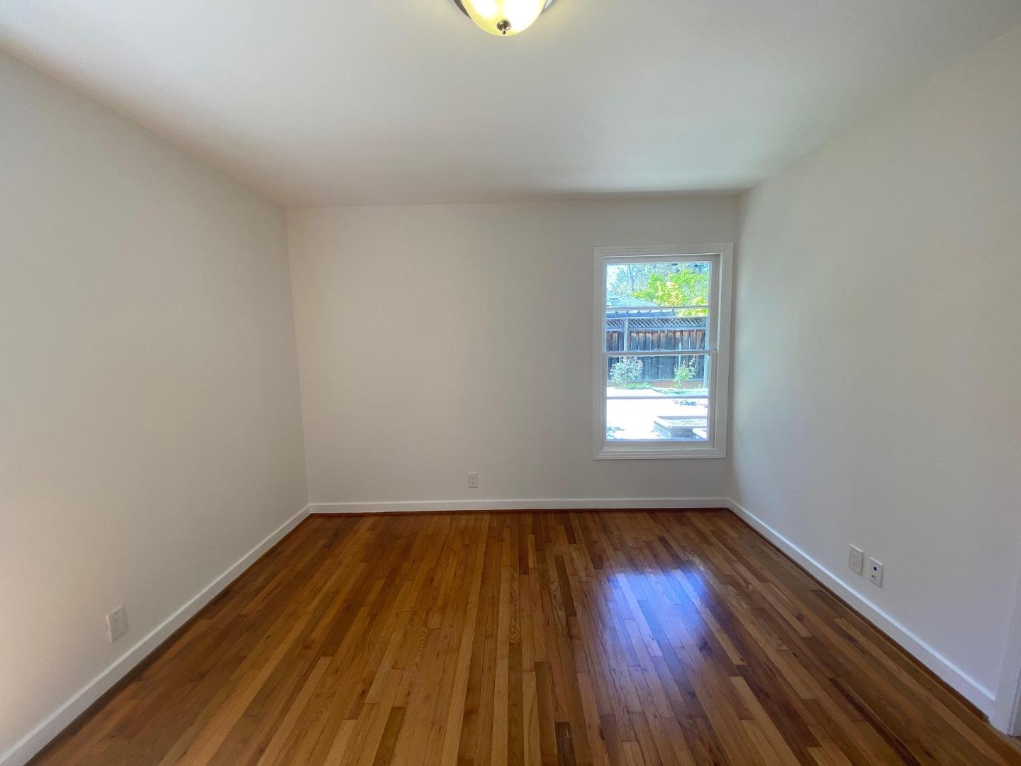 219 Robin Way Menlo Park, CA 94025 - Photo 24 of 25