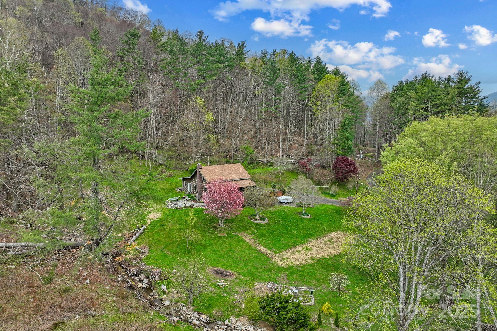 407 Carpenter Road Newland, NC 28657 - Photo 38 of 41 Gallery Image 38