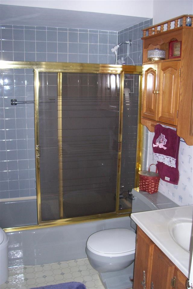 125 Lincoln Road Canton, IL 61520 - Photo 24 of 28 Gallery Image 24