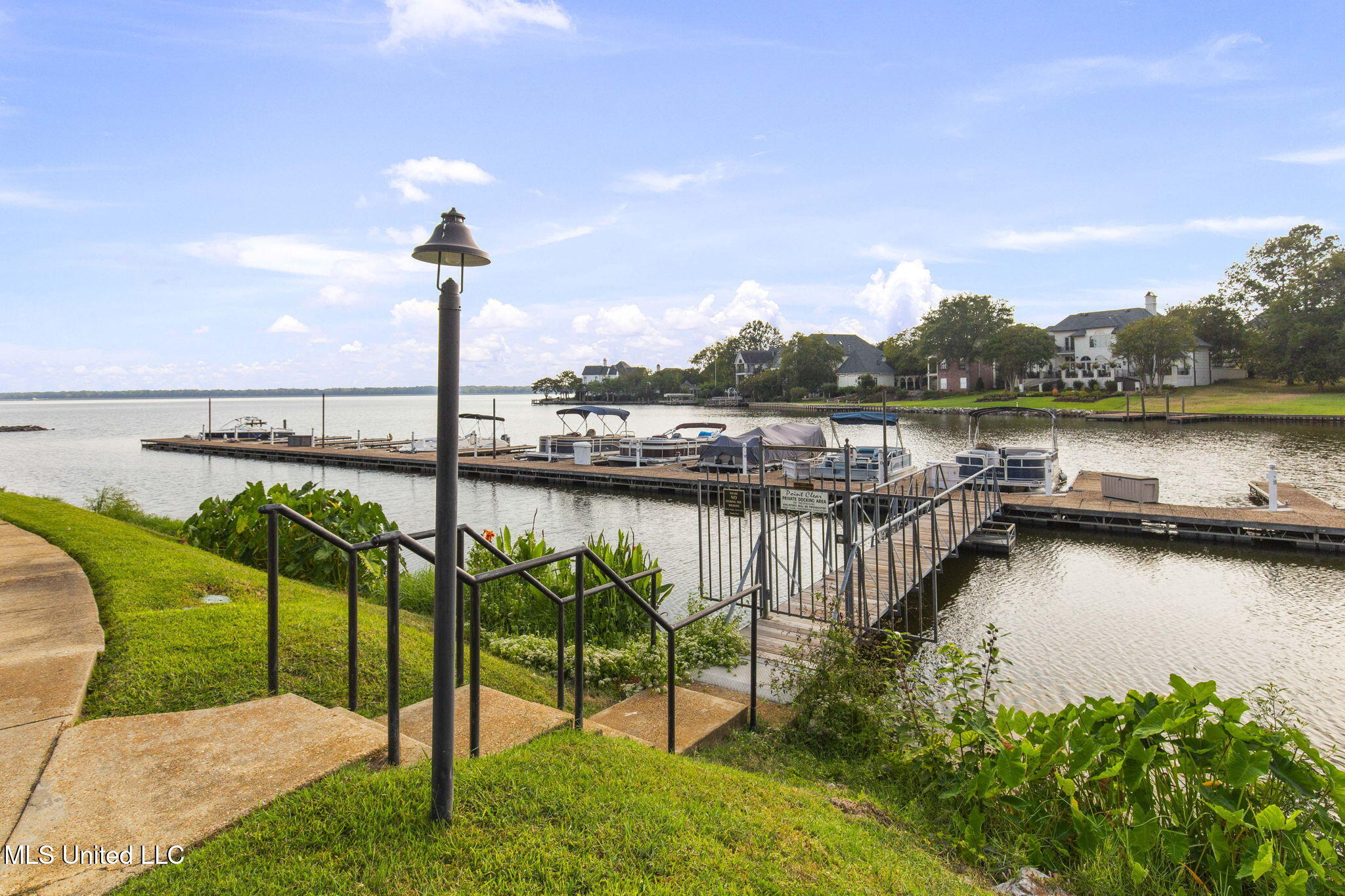 550 Post Road, Unit 708 Ridgeland, MS 39157 - Photo 3 of 45 49-web-or-mls-Unit 708-Point Clear-49