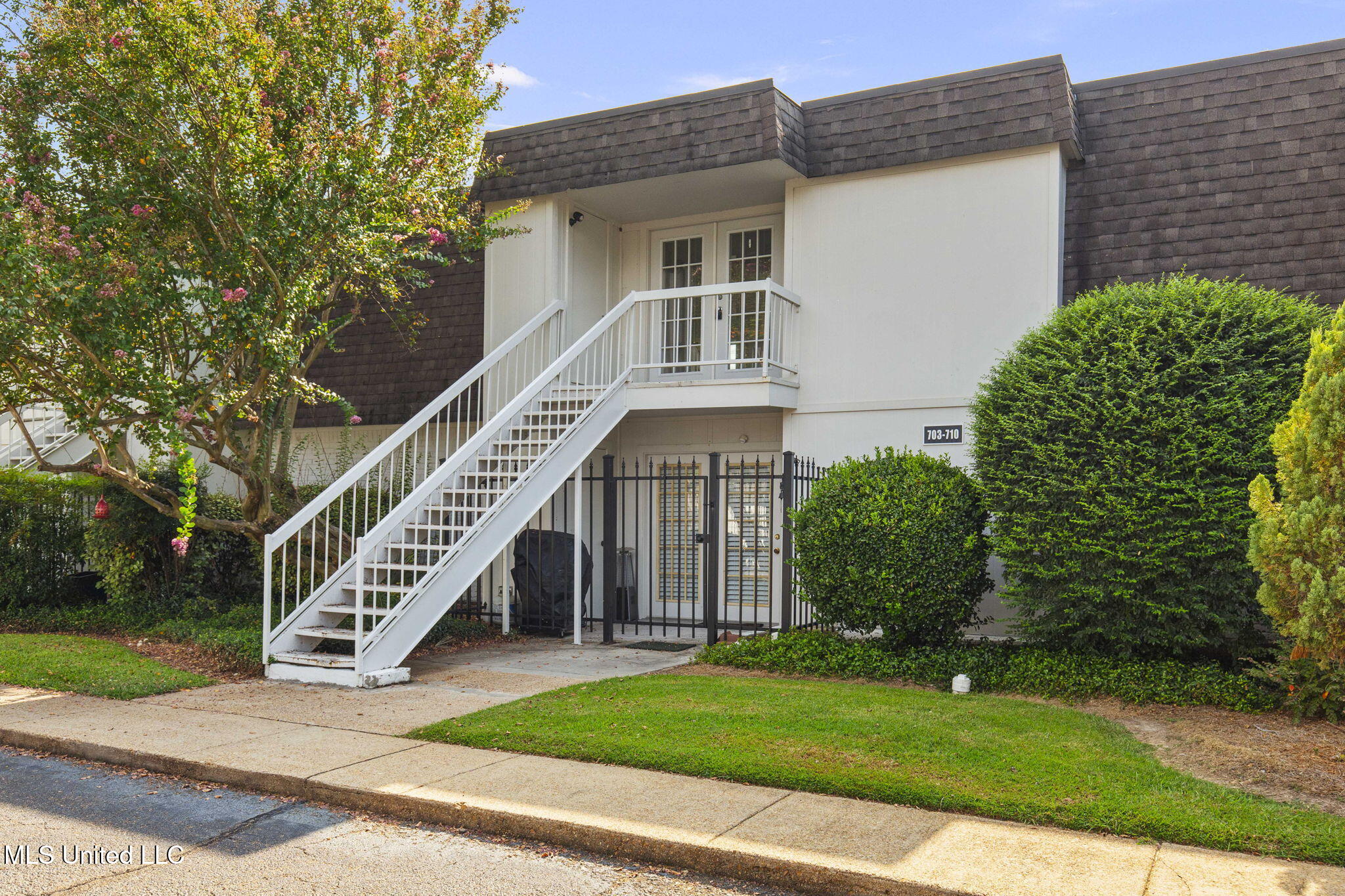 550 Post Road, Unit 708 Ridgeland, MS 39157 - Photo 45 of 45 front