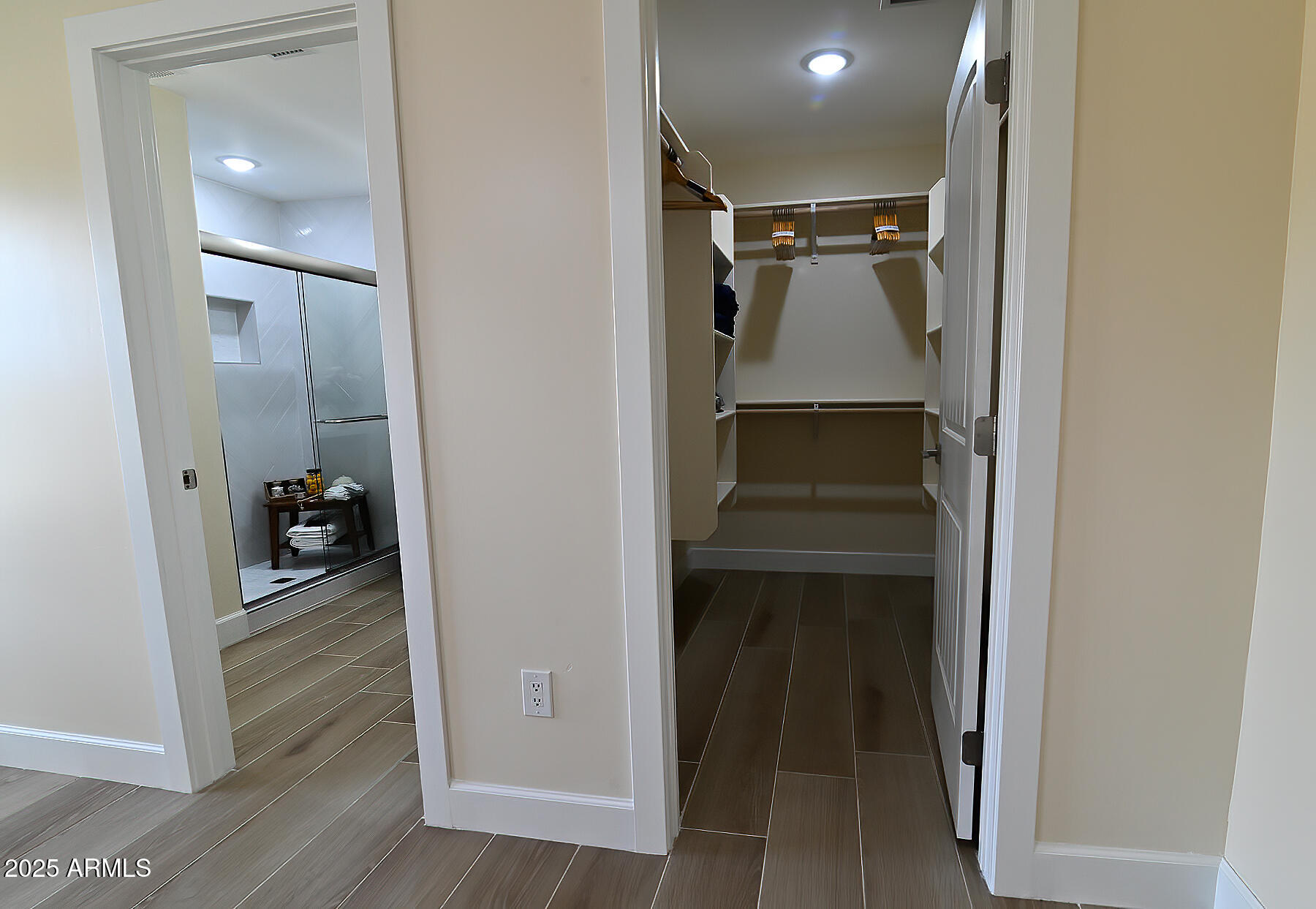 20214 East Mesa Verde Road Mayer, AZ 86333 - Photo 7 of 26 a view of walk in closet