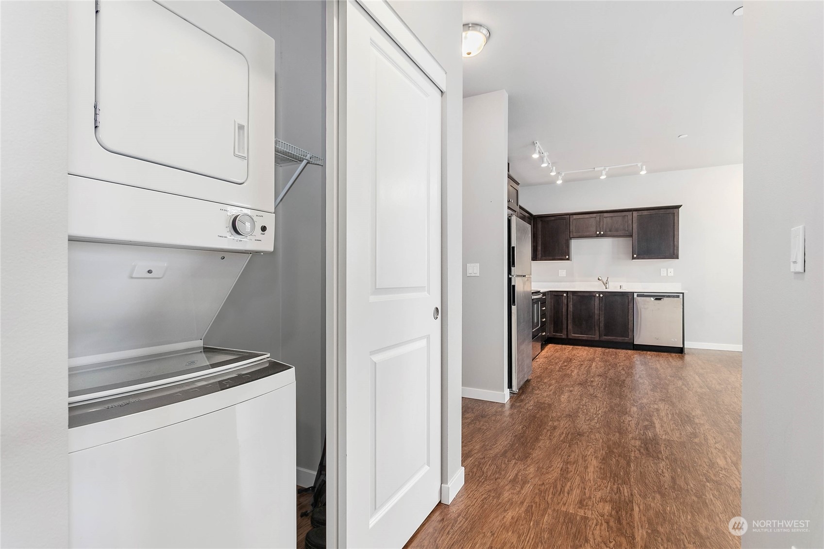 8844 Depot Road, Unit 303 Lynden, WA 98264 - Photo 9 of 21 Gallery Image 9