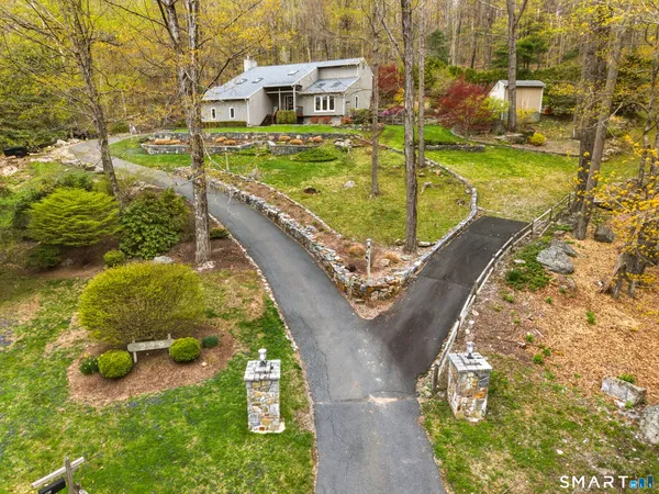 $669,900 | 239 Wright Road, Canton, CT 06019