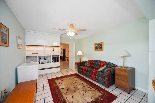 $305,000 | 214 Southampton Drive, Unit 327, Venice, FL 34293