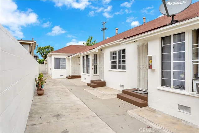 a view of a house with sitting area