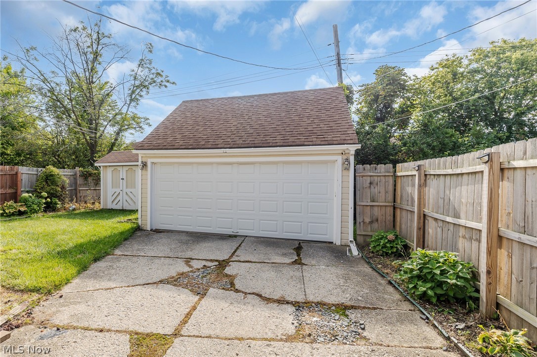 831 Sable Road Cleveland, OH 44119 - Photo 9 of 17 Gallery Image 9