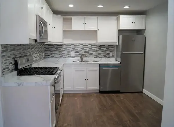 $99,655 | 7332 72nd Lane North, Brooklyn Park, MN 55428