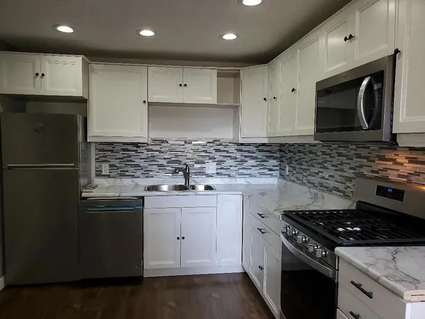 $99,655 | 7332 72nd Lane North, Brooklyn Park, MN 55428