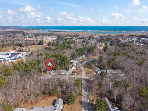 $489,000 | 165 Flintlock Village Road, Unit 1, Wells, ME 04090
