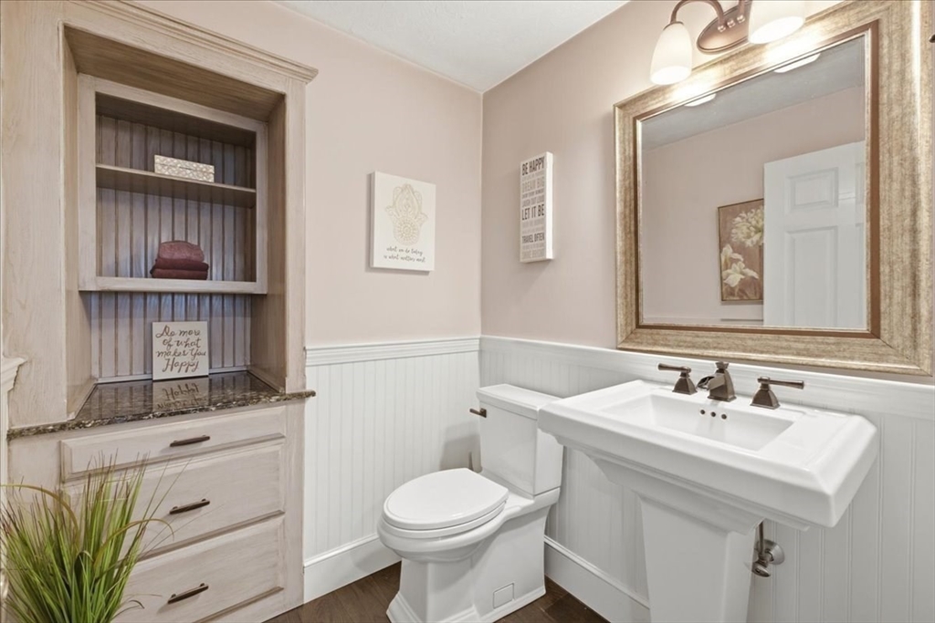 58 Cedar Street Walpole, MA 02081 - Photo 16 of 38