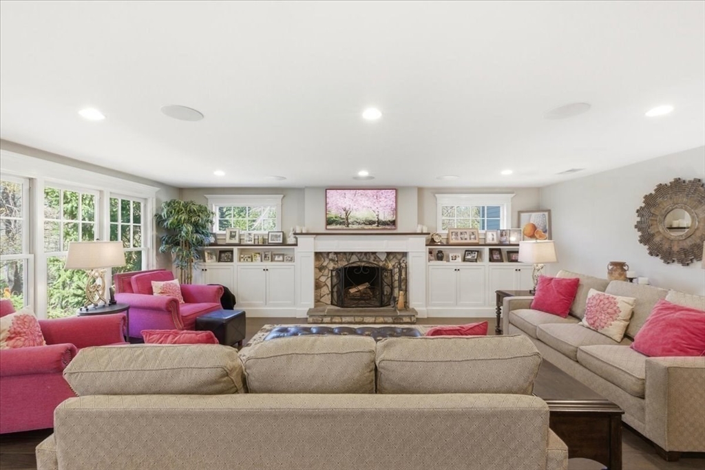 58 Cedar Street Walpole, MA 02081 - Photo 18 of 38