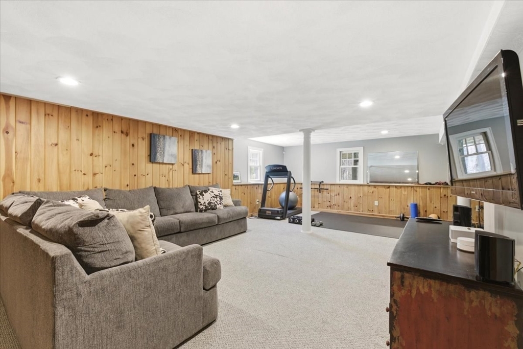 58 Cedar Street Walpole, MA 02081 - Photo 33 of 38